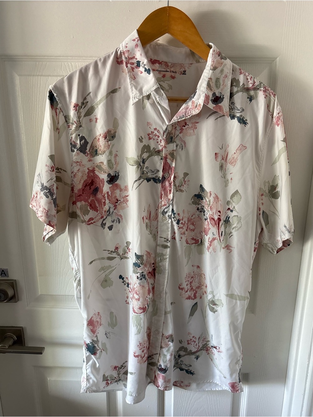Abercrombie & Fitch White Short-Sleeve Floral Button-Down Shirt Size XLT